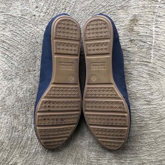 Navy blue flats - Picture 4 of 4